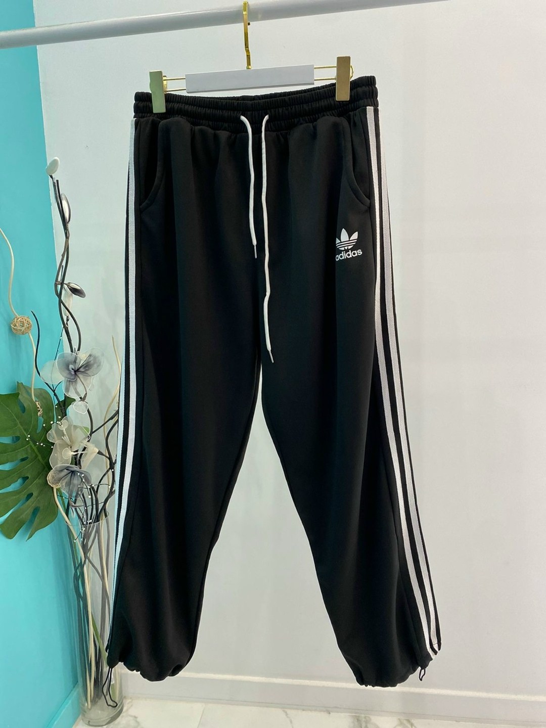 мужские спортивные брюки adidas,адидас штаны,штаны спортивные adidas,спортивные штаны,брюки спортивные adidas