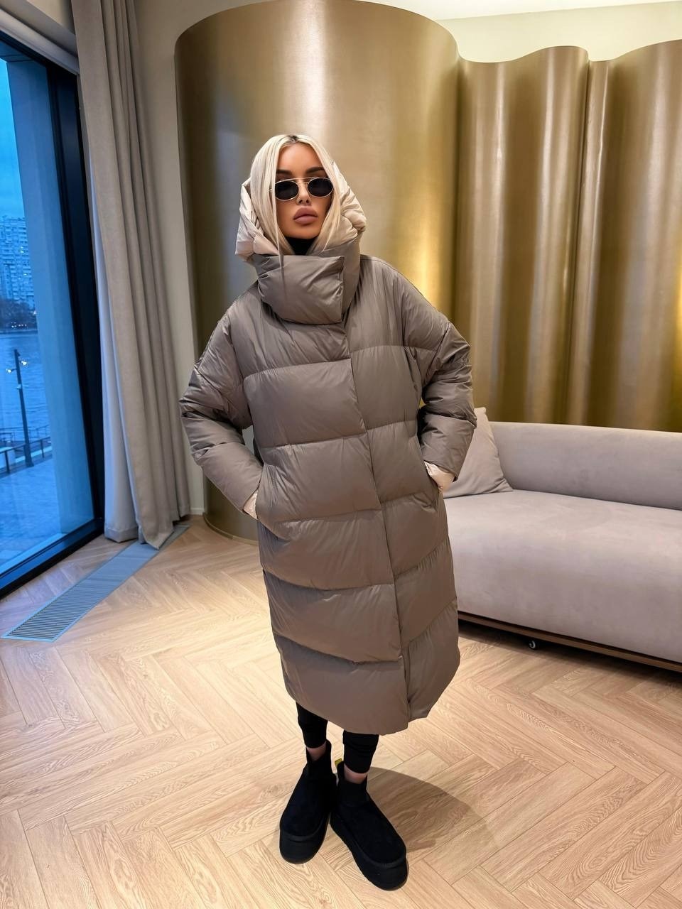 длинные пуховики,женские пуховики,женский длинный пуховик с капюшоном,пуховик повседневный,модные пуховики