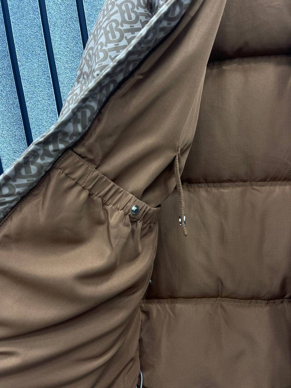 пуховик fendi,пуховик двухсторонний,куртка пуховик,зимние куртки,пуховик