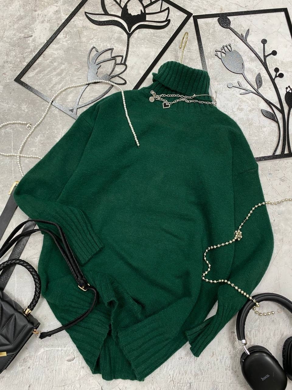 хермес сумка маленькая синяя,сумка эрмес келли синяя,модные свитера,синий свитер,оверсайз свитер с горлом