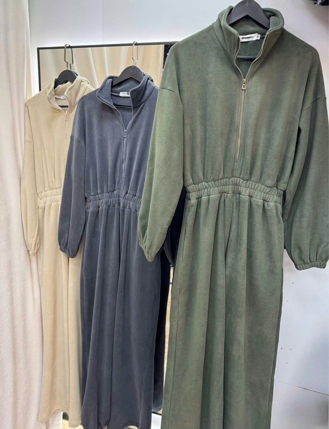 стильные костюмы,женские спортивные костюмы,костюм бежевый,костюм женский на флисе,cпортивный костюм женский на флисе