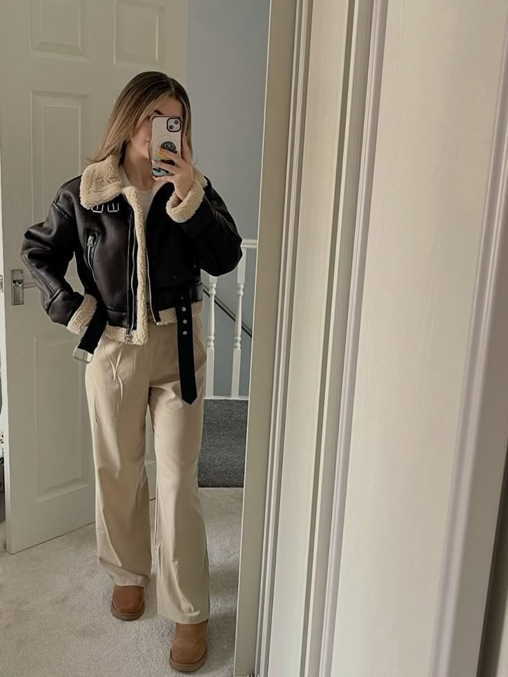 дубленка укороченная женская,укороченная дубленка,женская дубленка,стильная дубленка,дубленка авиатор женская