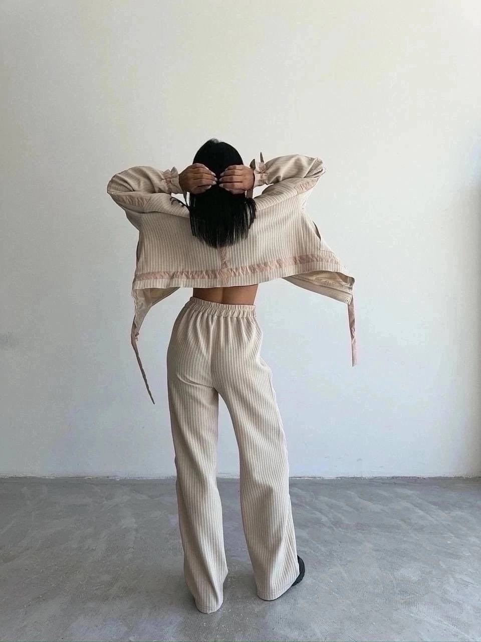 костюмы брючные,костюм бежевый,женские костюмы,костюмы женские летние