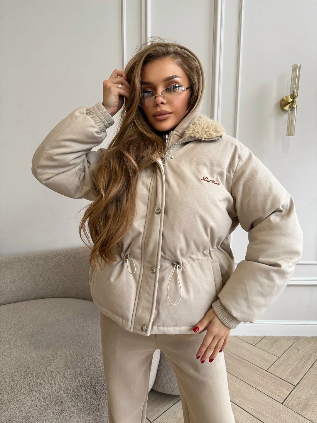 стильные пуховики,костюм на флисе,костюм на флисе бежевый,костюм женский на флисе,костюм тройка с курткой