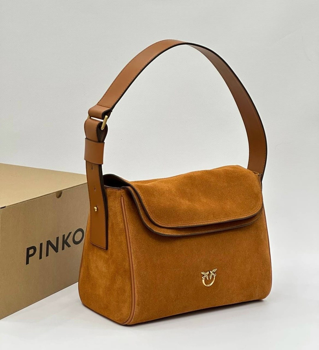 сумка пинко замшевая,замшевая сумка,сумка женская замшевая,замшевая сумка pinko,сумка