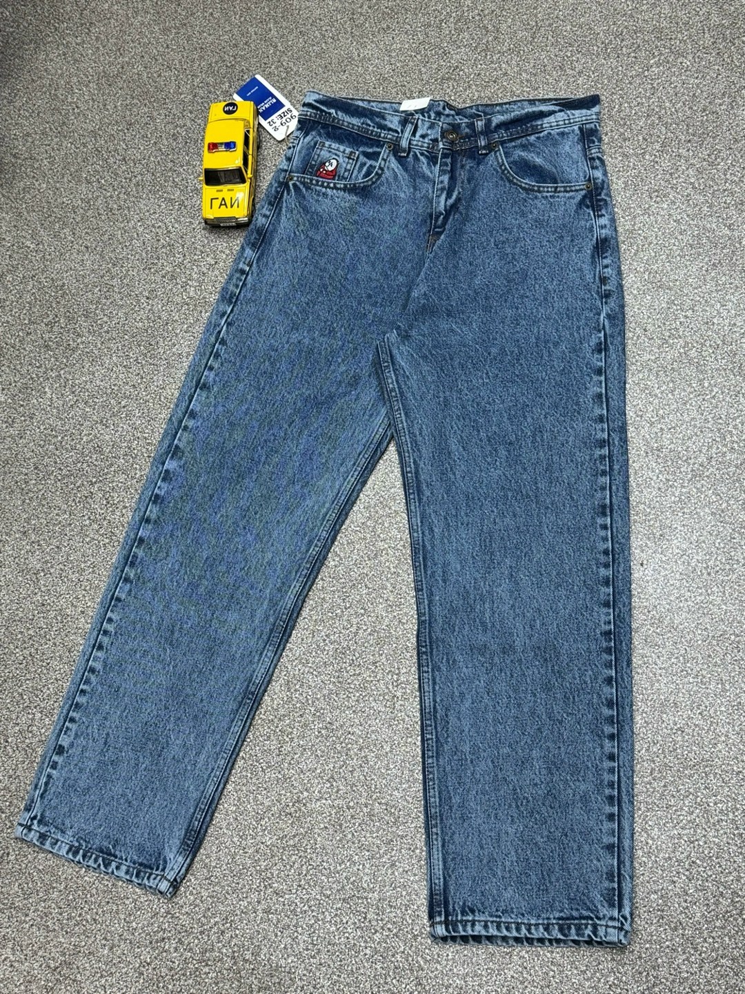 джинсы мужские,брюки джинсы,мужские брюки,мужские классические джинсы,черные джинсы мужские