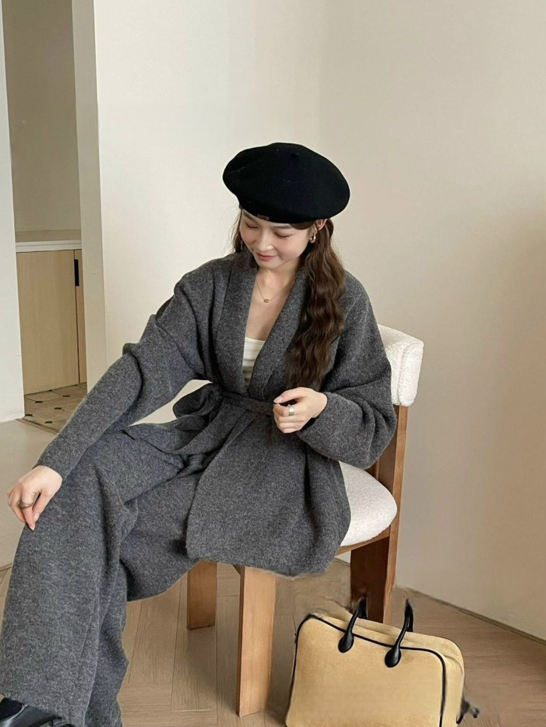 комплект кардиган,костюм повседневный,вязаные костюмы,женские костюмы,кардиган с поясом