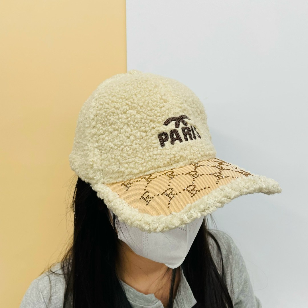 теплая кепка,бейсболка женская,зимняя бейсболка,бейсболка меховая,теплая бейсболка