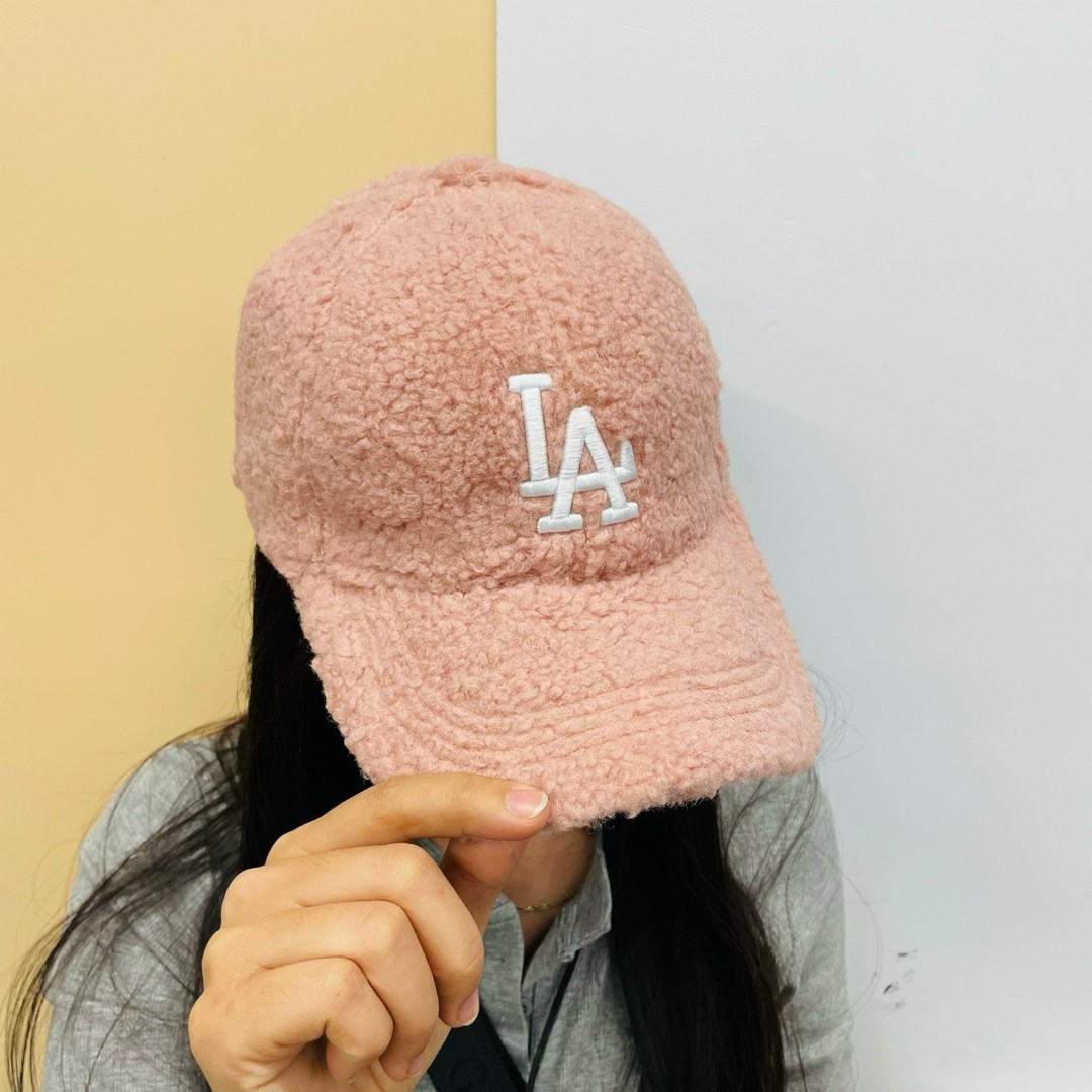 бейсболка меховая,бейсболка женская,кепка,бейсболка,кепка женская