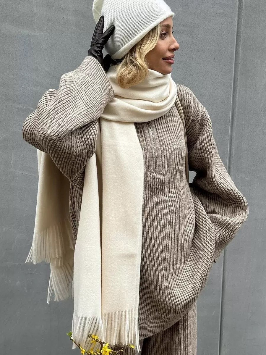 вязаный костюм женский теплый,женский вязаный костюм,трикотажный женский костюм,трикотажные костюмы,вязаные костюмы