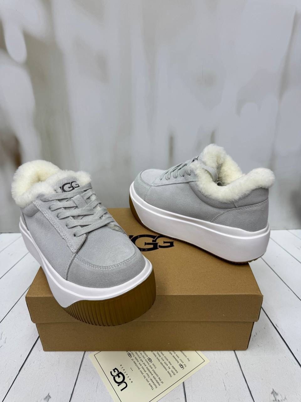 ,кроссовки женскиe,кеды зимние ugg,кроссовки зимние женские,теплые кроссовки