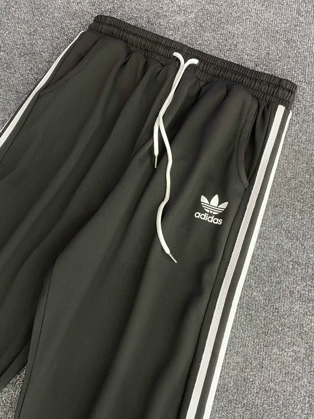 мужские спортивные брюки adidas,адидас штаны,штаны спортивные adidas,спортивные штаны,брюки спортивные adidas