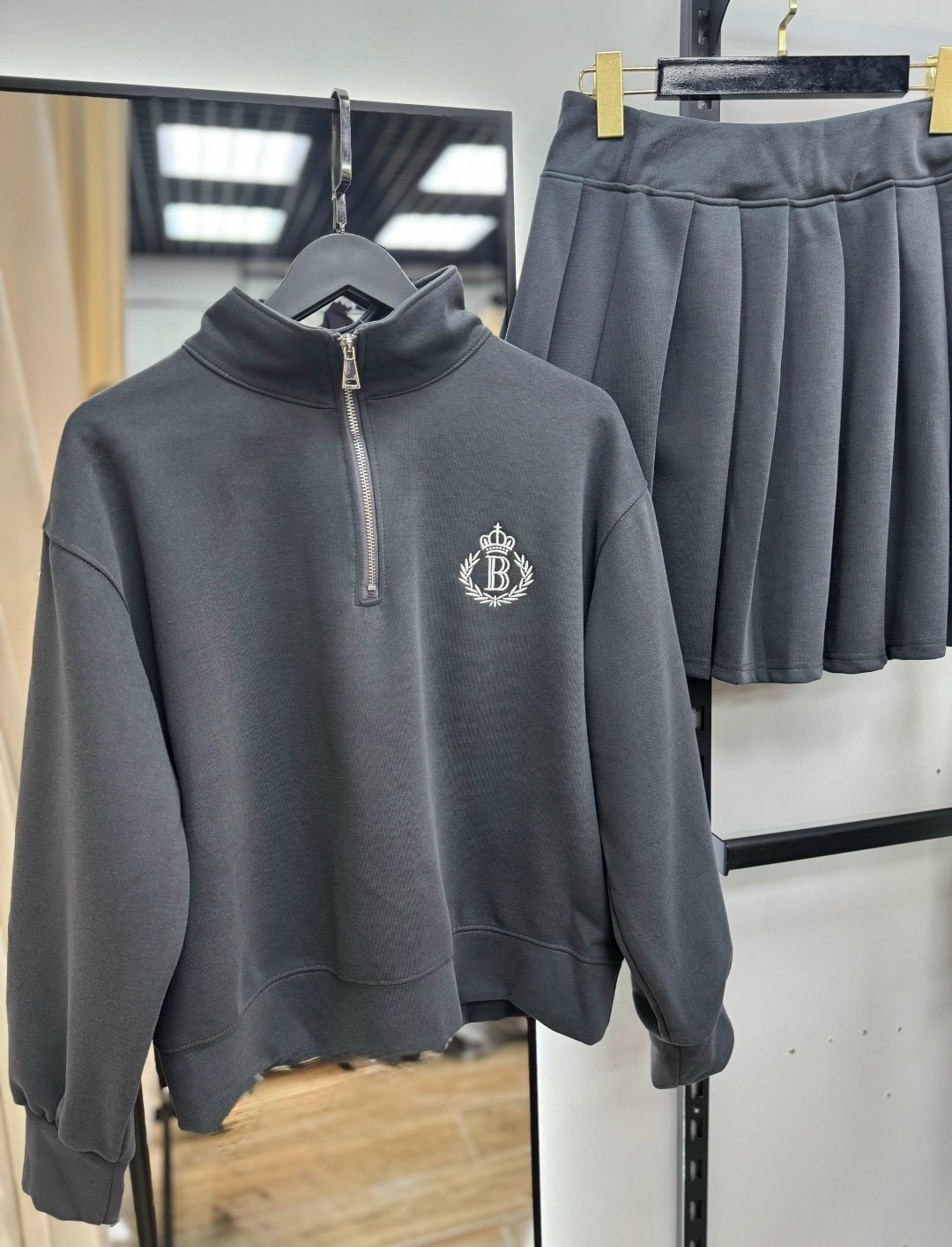 костюм двойка женская,женский костюм с юбкой,костюмы женские,костюм с юбкой,костюм двойка