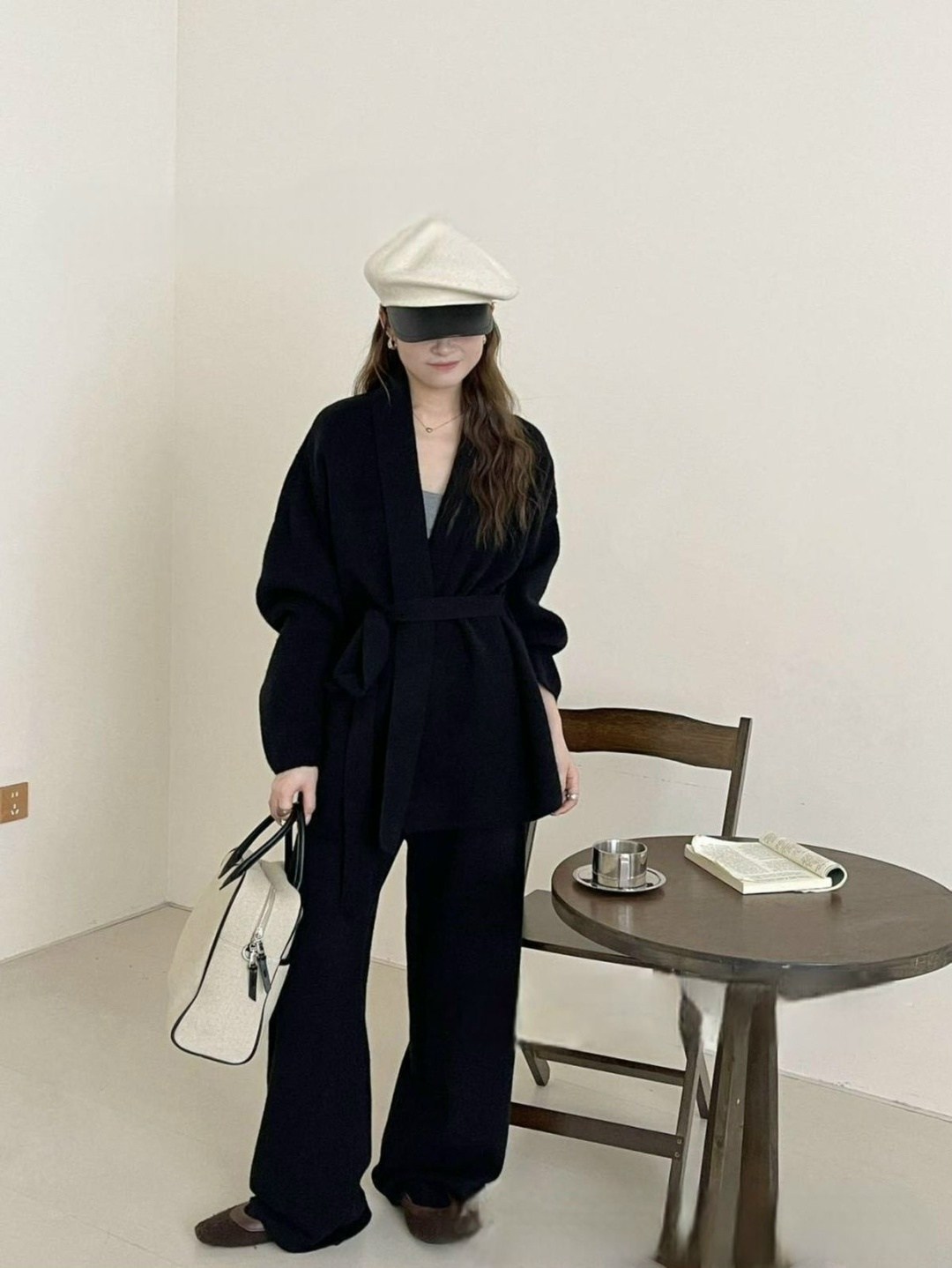 комплект кардиган,костюм повседневный,вязаные костюмы,женские костюмы,кардиган с поясом