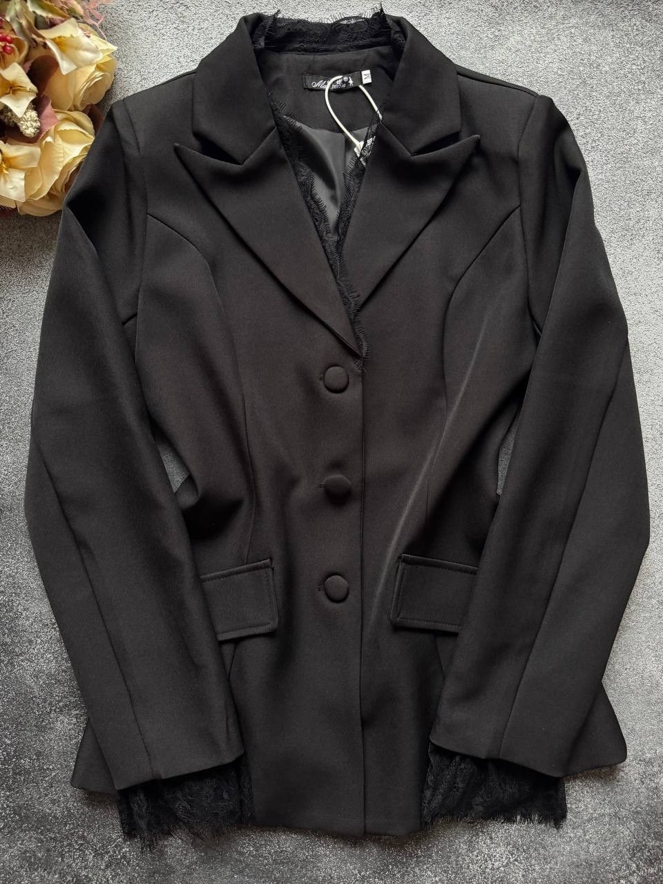 жакет с кружевом,жакет с кружевными вставками,кружевной блейзер,элегантный блейзер