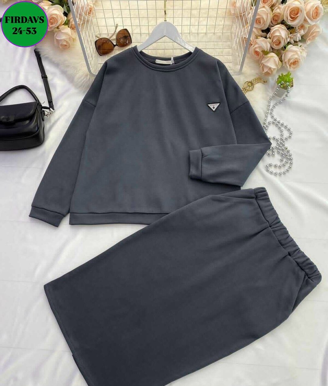 костюм с юбкой теплый трикотажный,костюм женский на флисе,трикотажные костюмы,теплый костюм с юбкой,трикотажный женский костюм