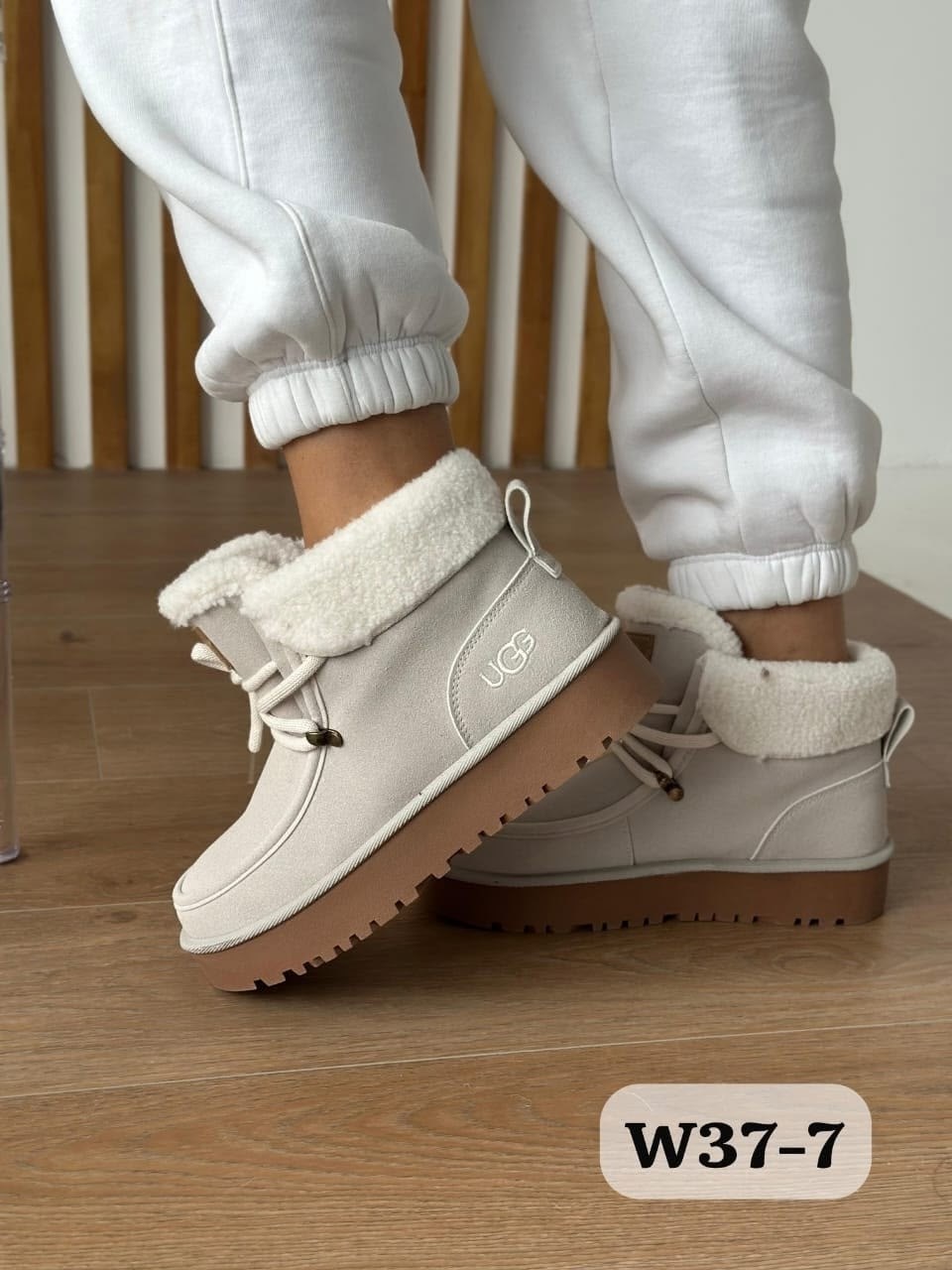 ,женские угги,женская зимняя ,угги женские зимние,зимняя