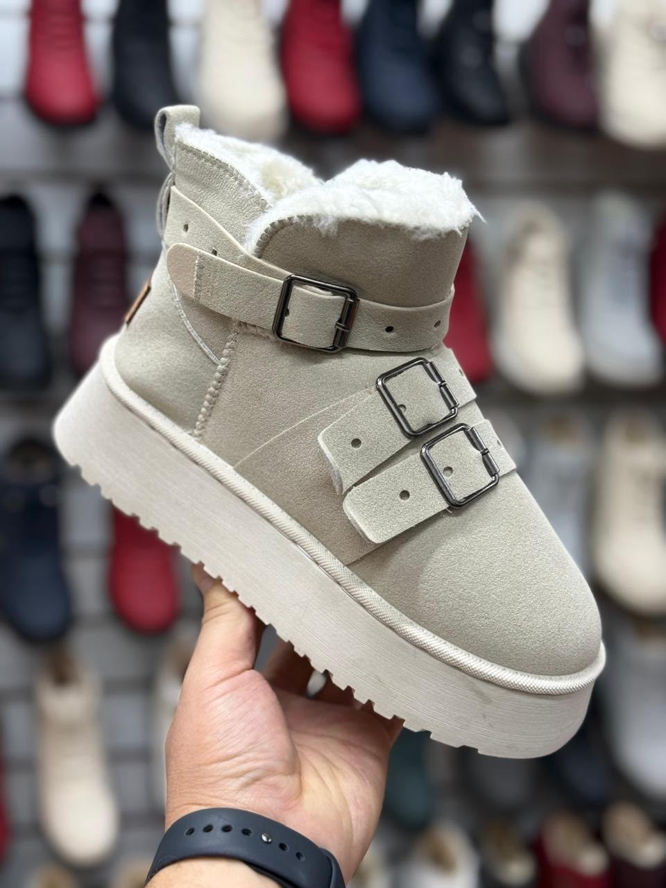 ,угги женские,угги дутики зимние короткие на высокой подошве,дутики угги женские,дутики угги