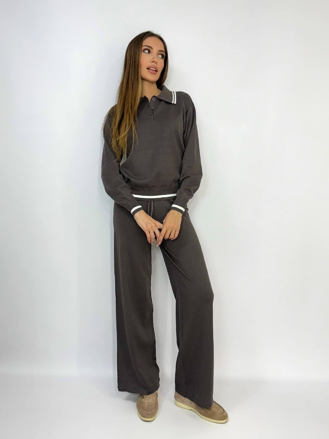 костюмы брючные,костюм с брюками,серый брючный костюм,стильные костюмы,костюм трикотажный