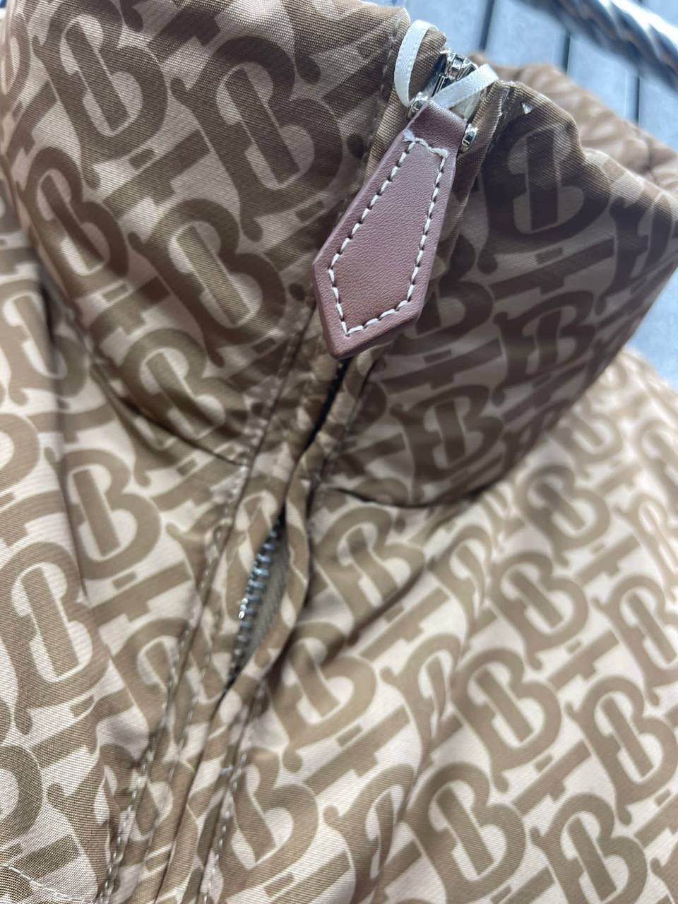 пуховик fendi,пуховик двухсторонний,куртка пуховик,зимние куртки,пуховик