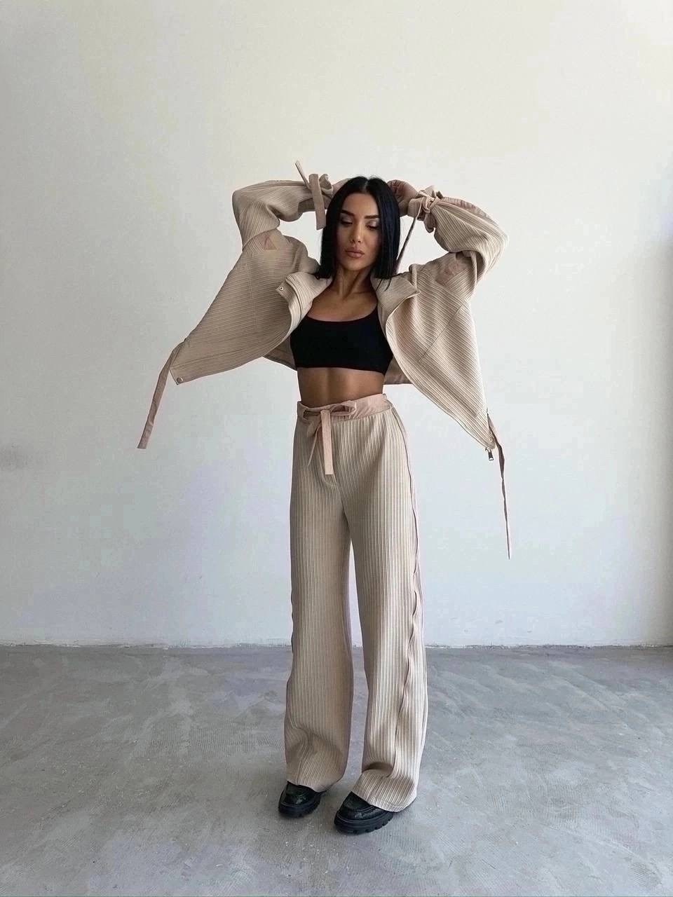 костюмы брючные,костюм бежевый,женские костюмы,костюмы женские летние