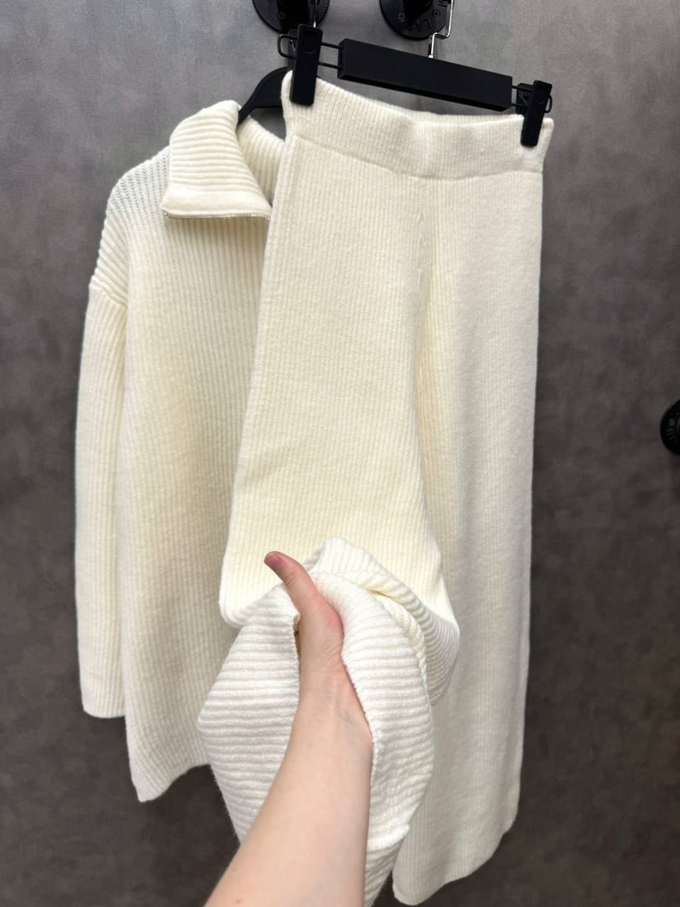 стильные костюмы,трикотажные костюмы,элегантные образы,костюмы брючные,женский костюм вязаный