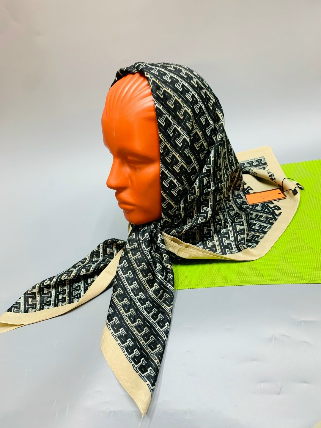 шарфы и платки,шарф женский платок,шарф женские,женские платки,шелковый шарф