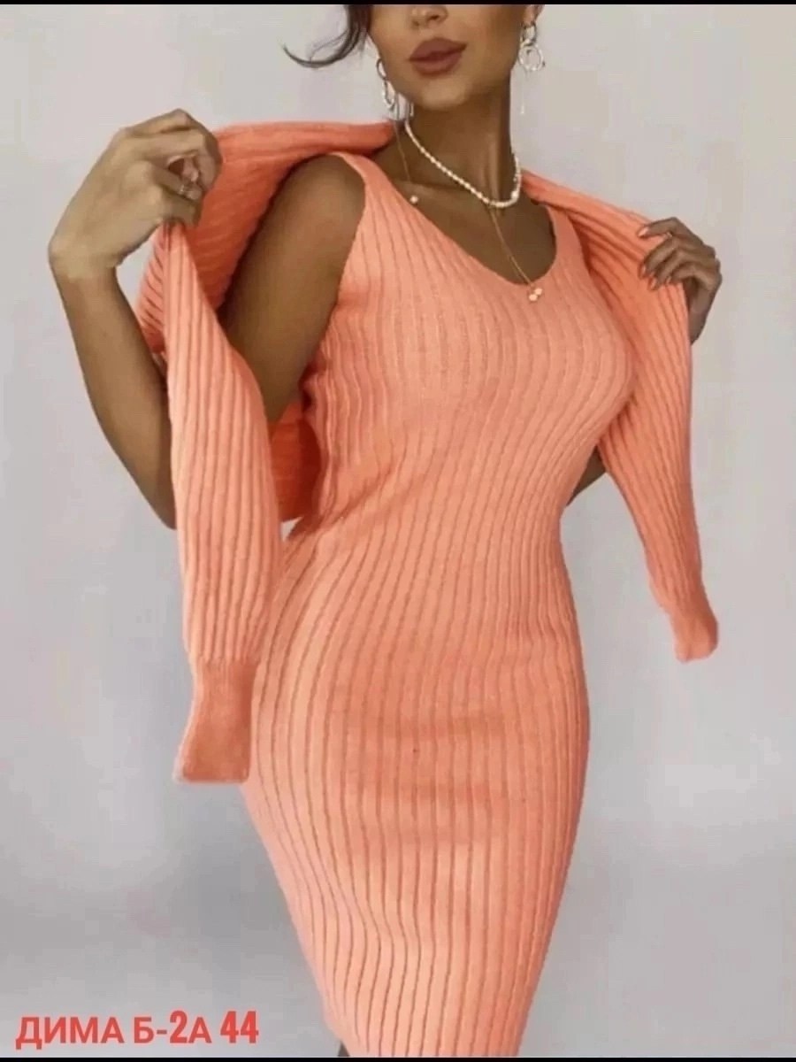 платье вязаное,трикотажные костюмы,вязаные костюмы,платье вязаное женское