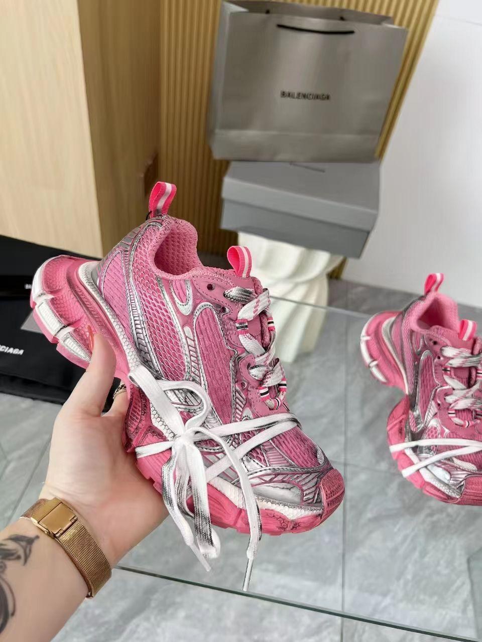 женские кроссовки balenciaga,новая коллекция баленсиага 2025 кроссовки,кроссовки баленсиага женские,ботинки женские баленсиага реплика,кроссовки balenciaga