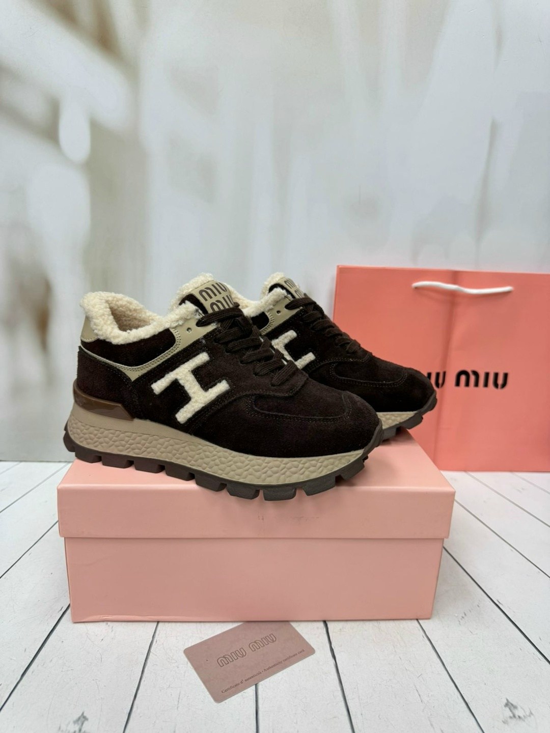 кроссовки женскиe,кроссовки miu miu,, женская,кроссовки зимние женские