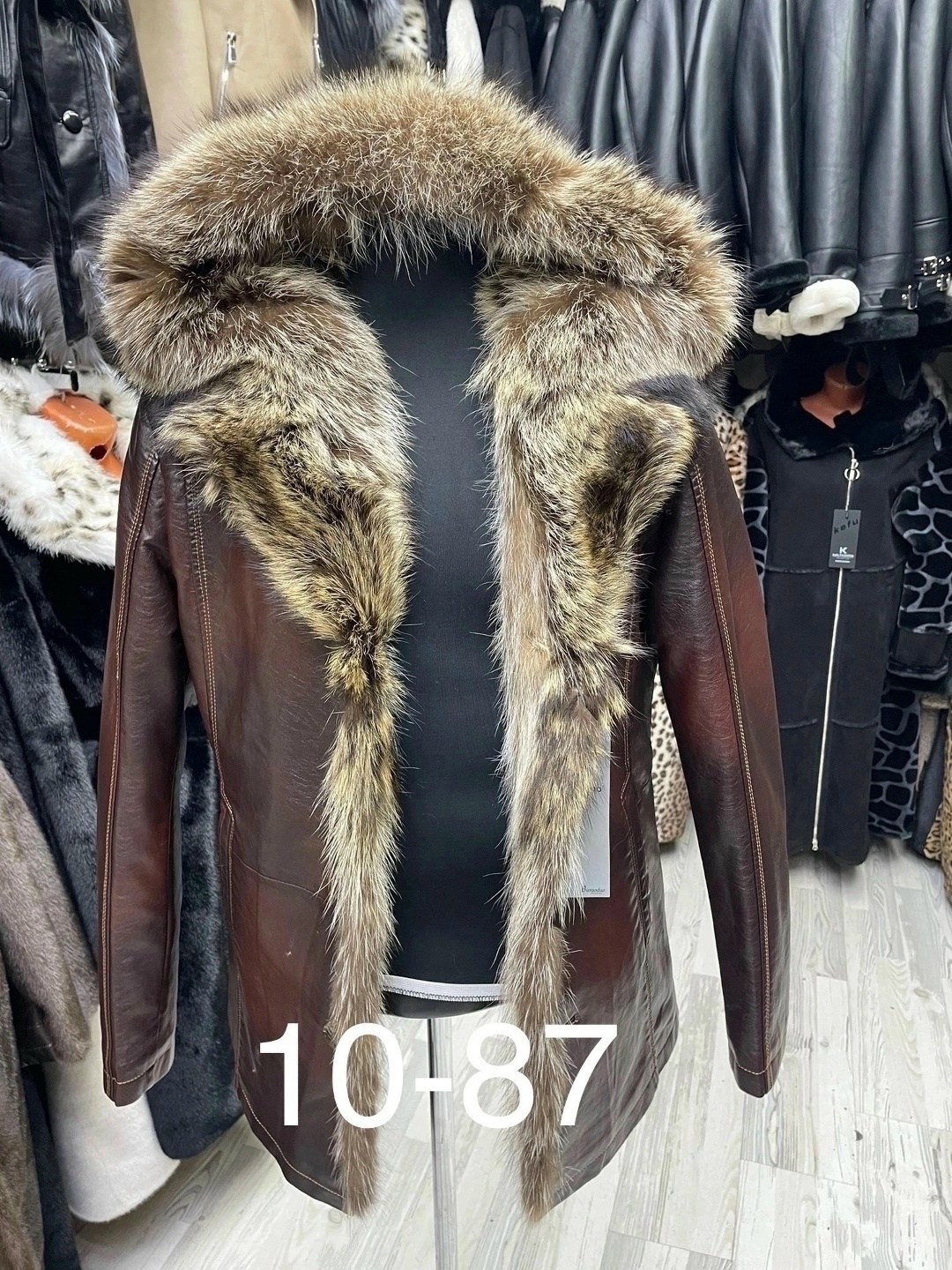 мужская кожаная куртка с мехом,кожаная куртка с волчьим мехом,куртка кожаная с мехом,куртка мужская с мехом,куртка херман кожаная с мехом волка