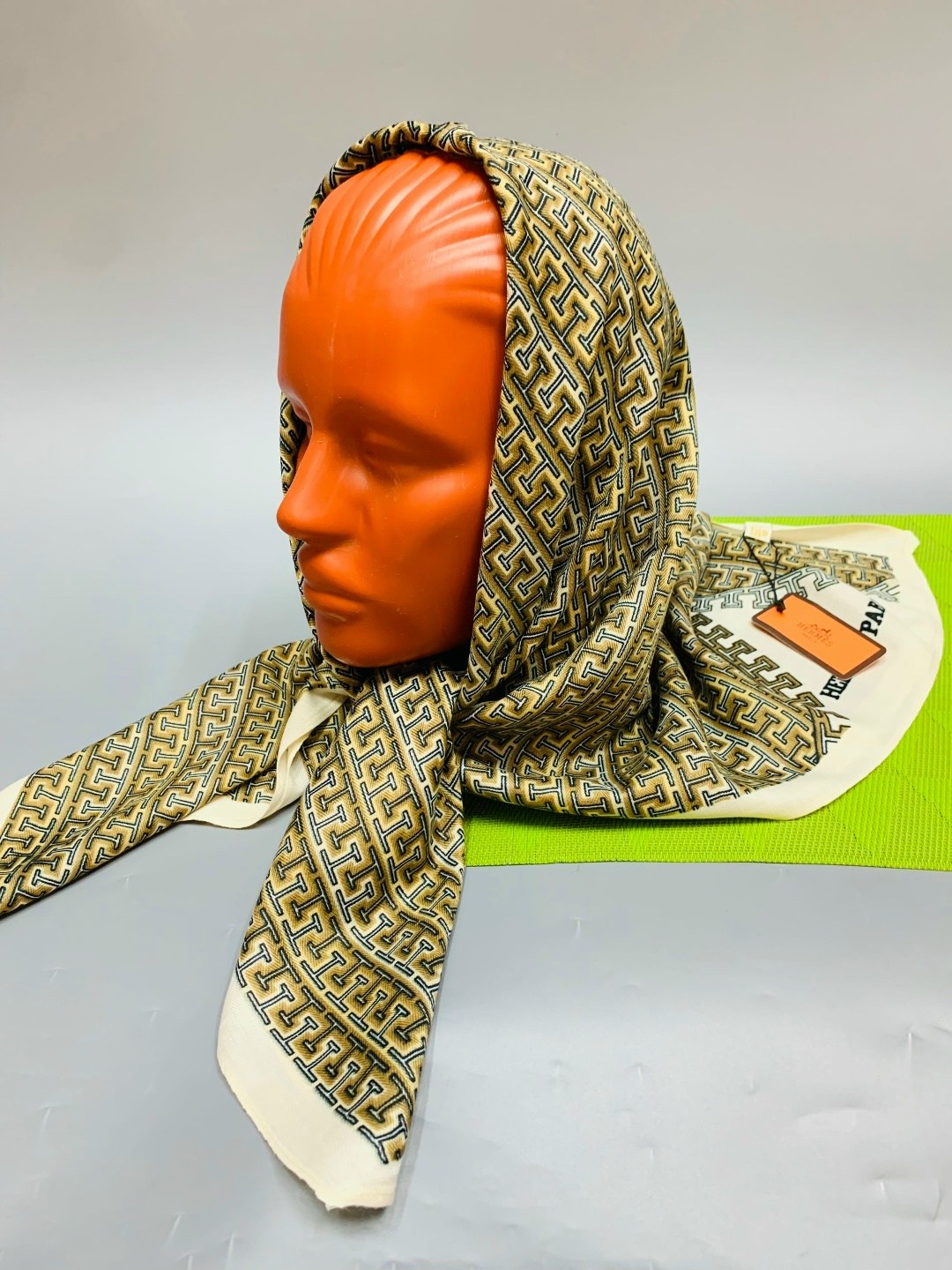 шарфы и платки,шарф женский платок,шарф женские,женские платки,шелковый шарф