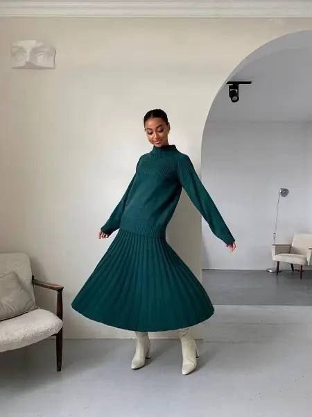 трикотажный костюм с плиссированной юбкой,трикотажный костюм с юбкой плиссе,вязаный костюм с юбкой,костюм с юбкой плиссе,костюм с юбкой плиссе вязаный