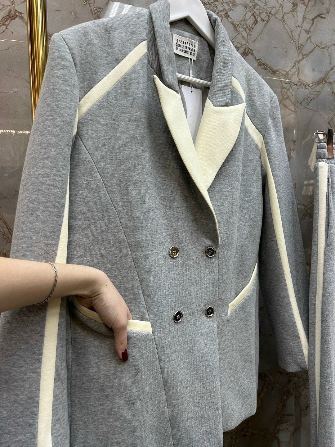 костюмы брючный,стильные костюмы,повседневный костюм,элегантный брючный костюм,элегантный костюм