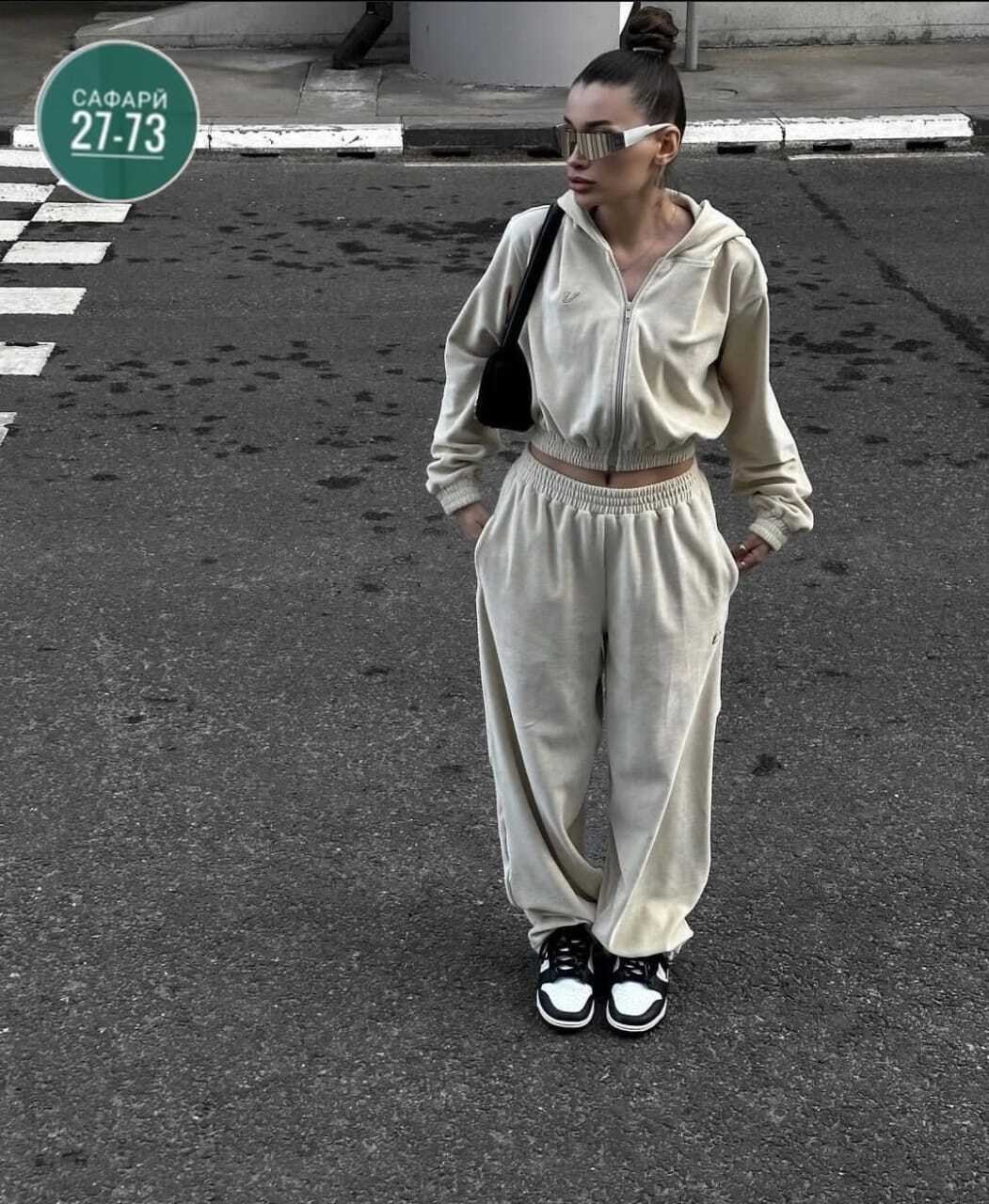 костюмы спортивные женские,костюмы для девушек,велюровые костюмы женские,костюм спортивный женский велюр,розовый плюшевый костюм женский