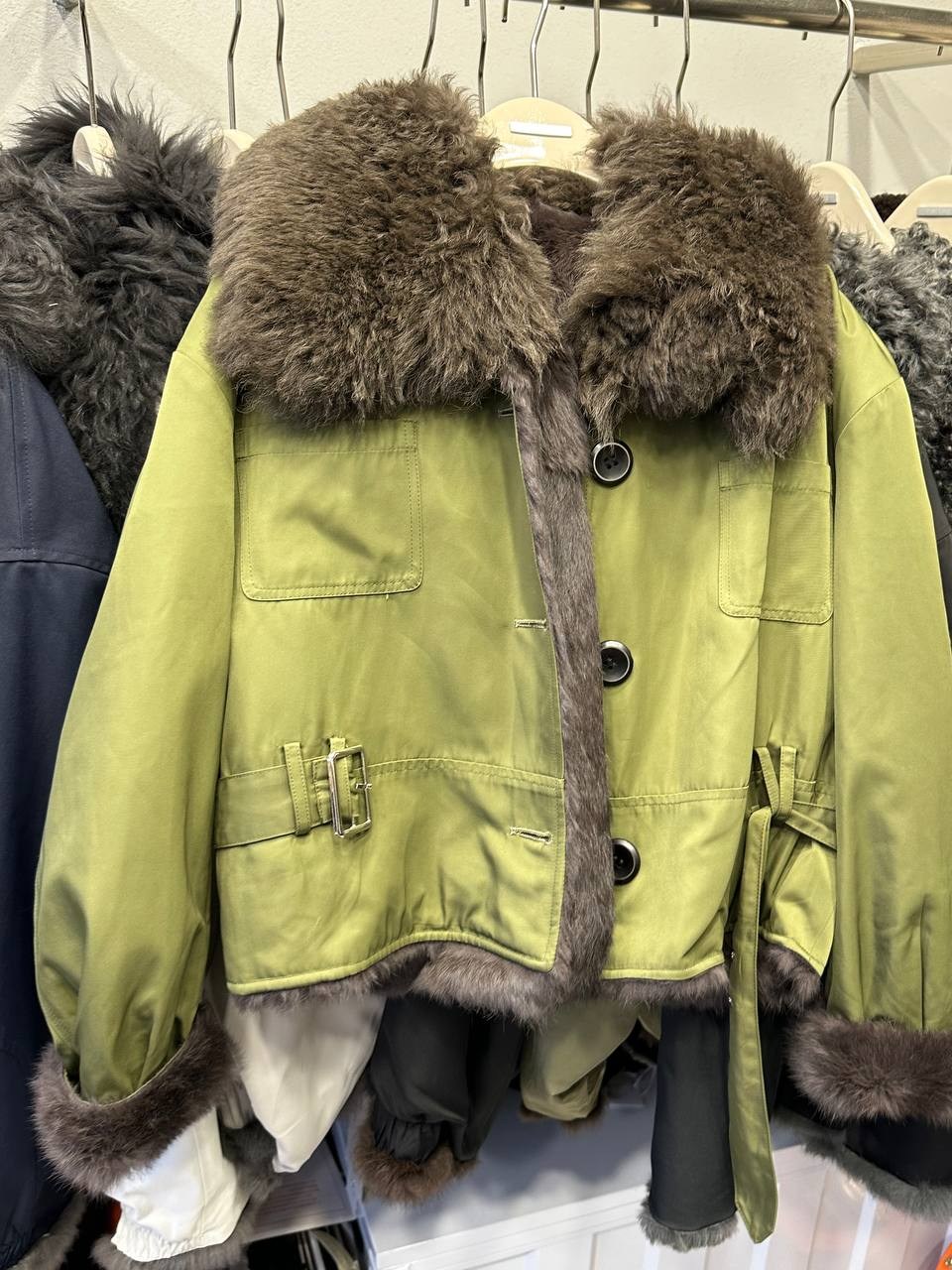 женская дублёнка,дубленка зимняя,женская зимняя дубленка,стильная дубленка,куртка дубленка