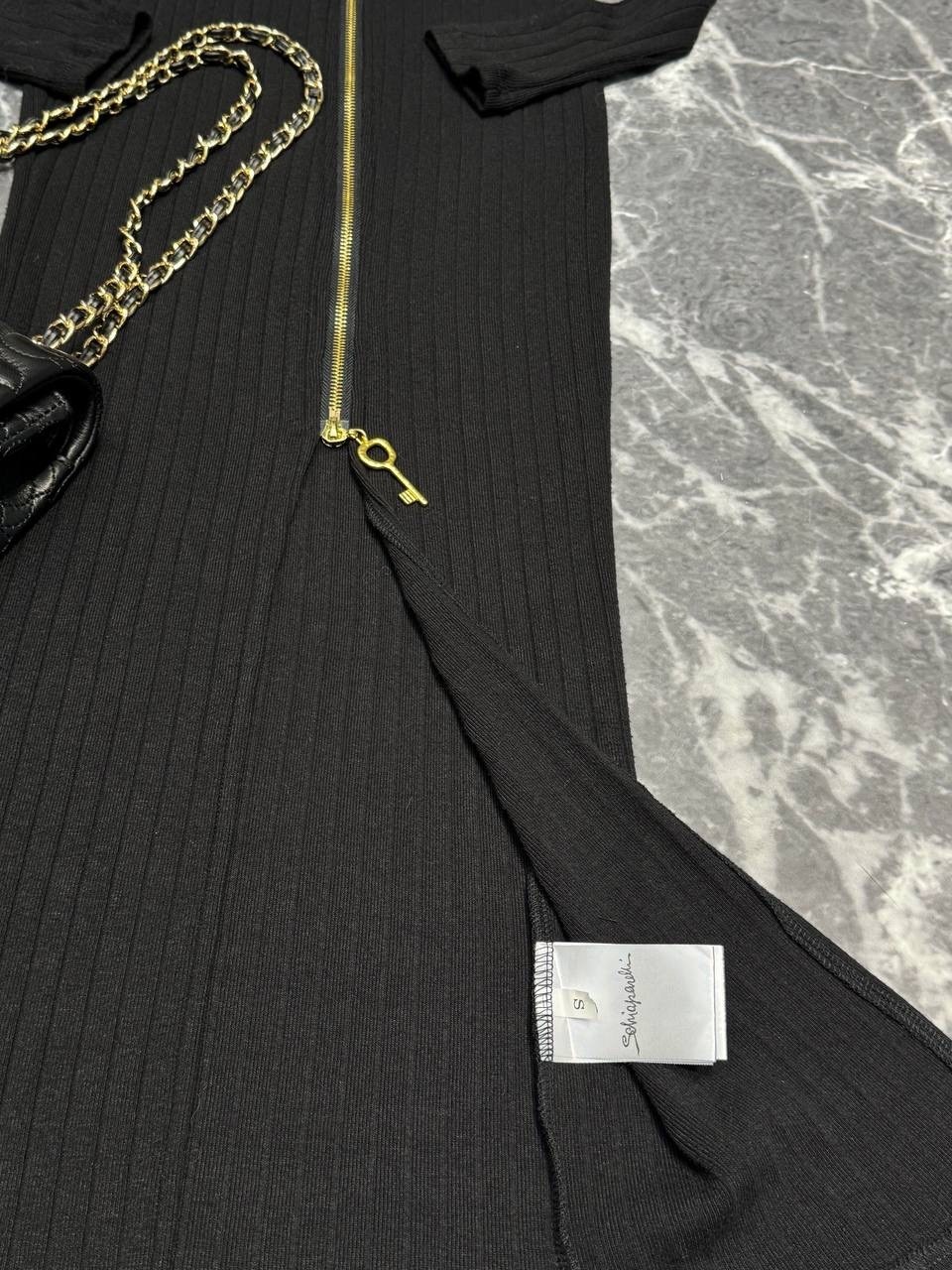 повседневные платья,трикотажное платье,платье миди,женская платье,вязаное платье