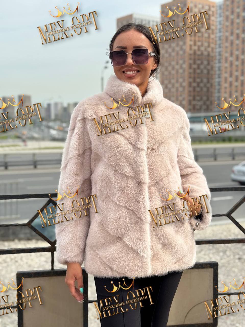 норковая шуба автоледи,норковая шуба,шубка,белая шуба автоледи норковая шуба,шуба автоледи