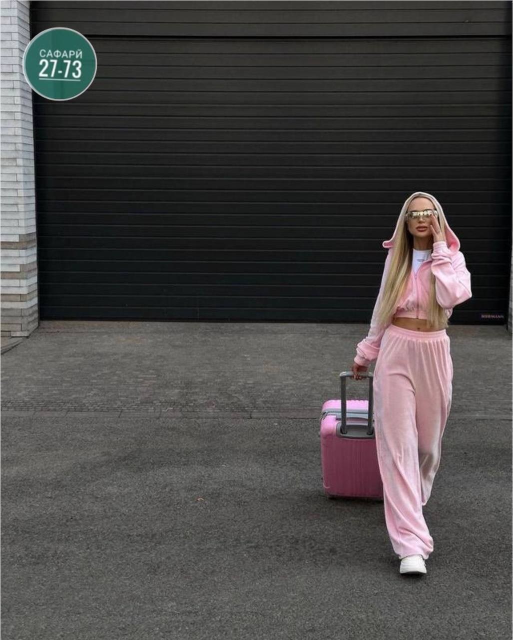 костюмы спортивные женские,велюровые костюмы женские,костюмы для девушек,костюм спортивный женский велюр,розовый плюшевый костюм женский