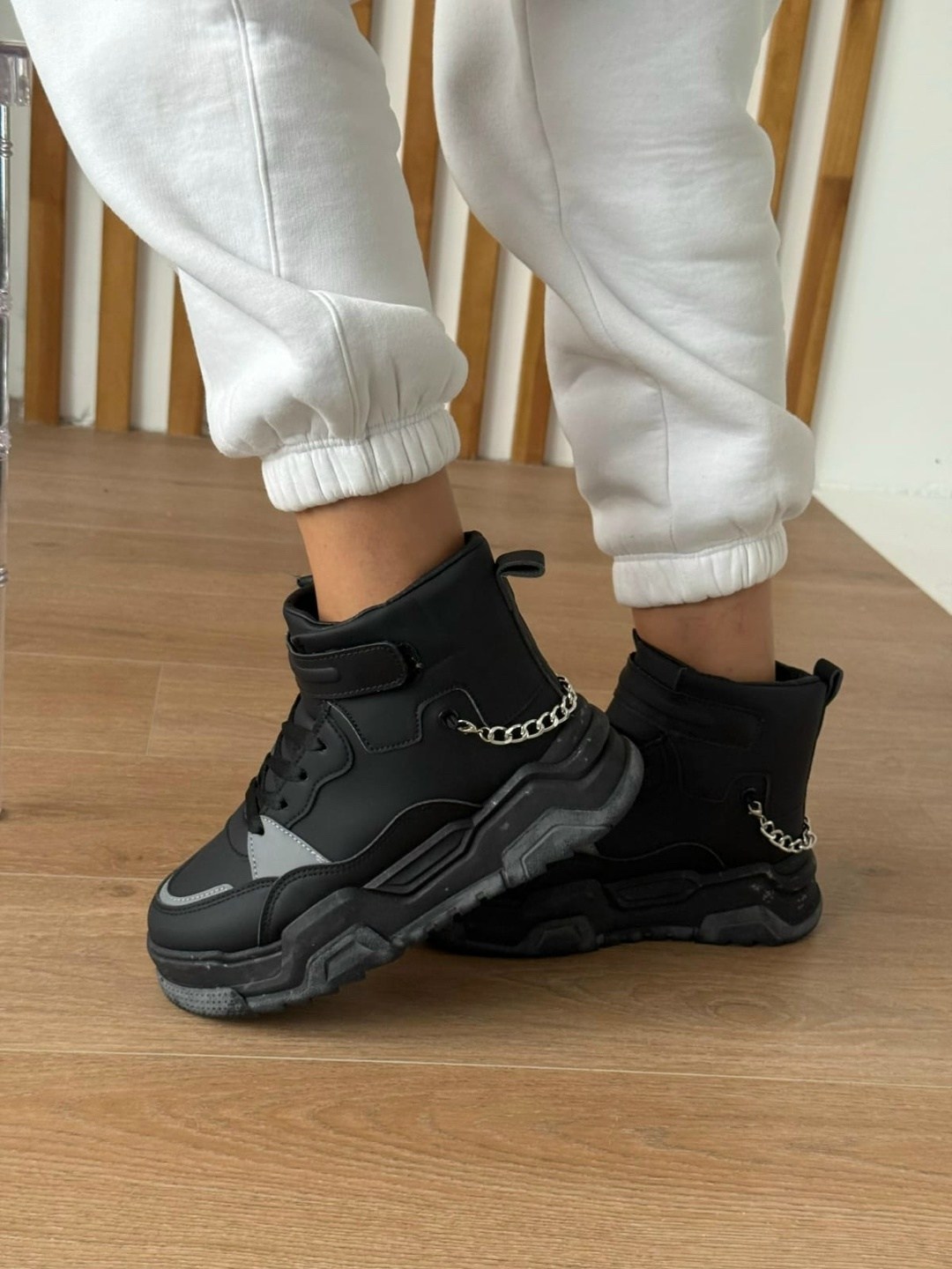 ,кроссовки женскиe,кроссовки женские зимние,кроссовки зимнее,черные кроссовки