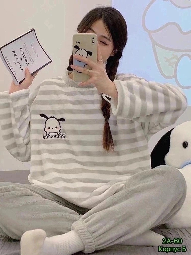 пижама женская со штанами теплая домашняя плюшевая,теплая пижама костюм домашний,пижама теплая домашняя,пижама плюшевая теплая со штанами,теплая пижама