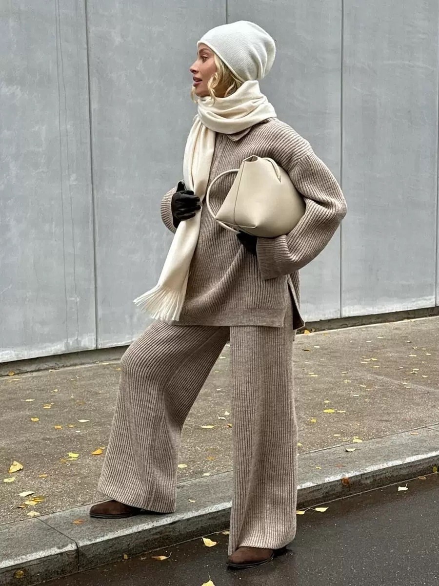 вязаный костюм женский теплый,женский вязаный костюм,трикотажный женский костюм,трикотажные костюмы,вязаные костюмы