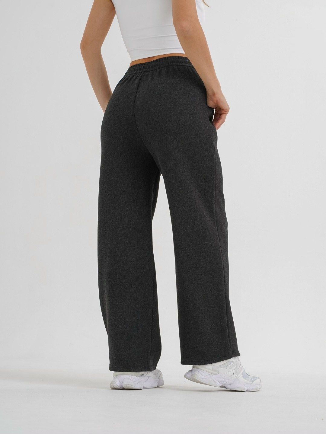 брюки спортивные,брюки женские светлые,брюки трикотажные,женские спортивные брюки,широкие брюки