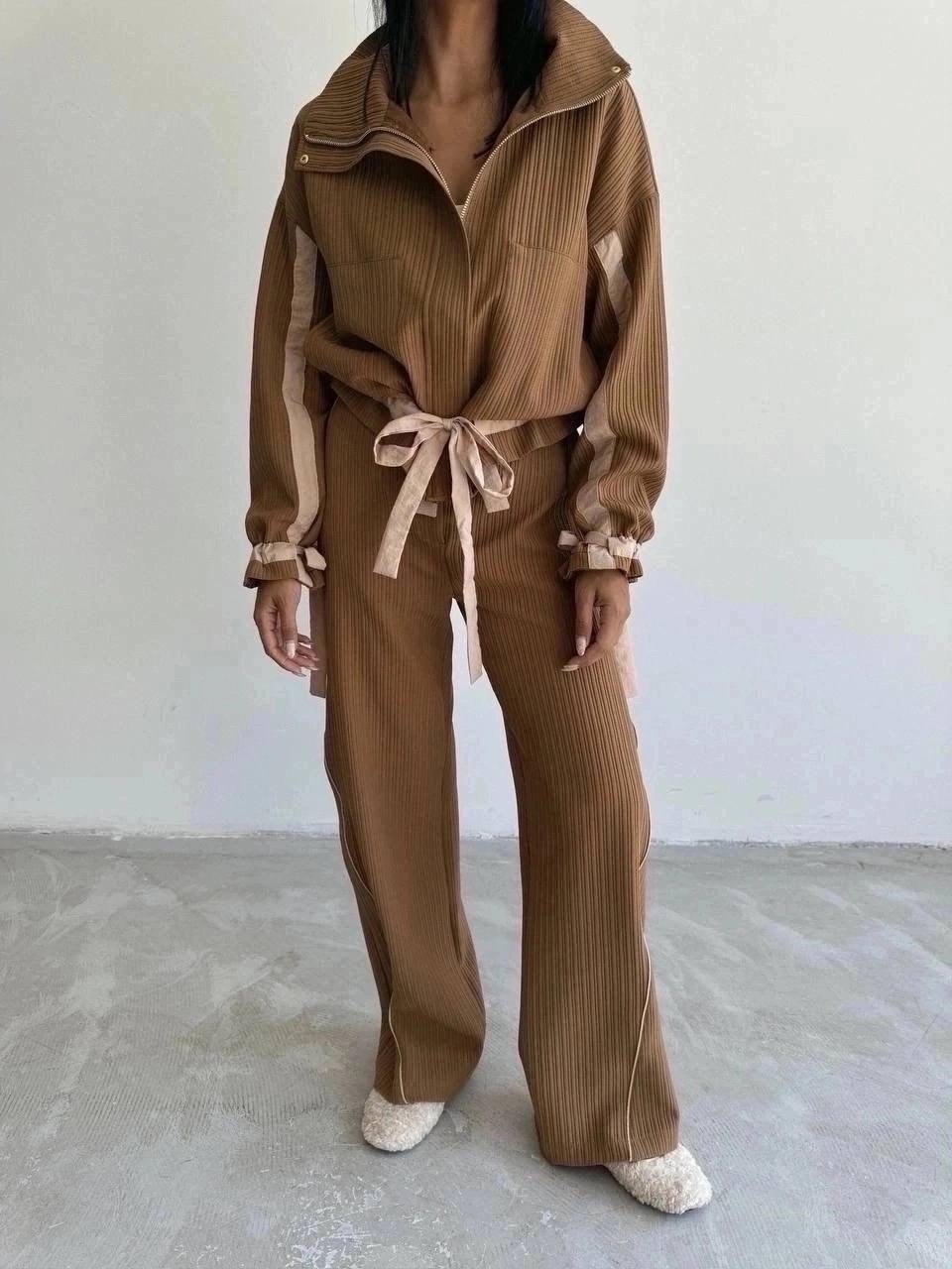 костюмы брючные,костюм бежевый,женские костюмы,костюмы женские летние