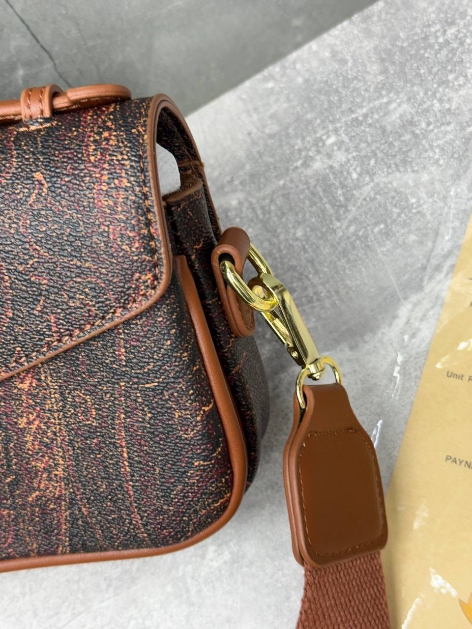 луи виттон сумка через плечо женская,louis vuitton женская сумка,сумки луи виттон,сумка луи виттон черная женская,сумка