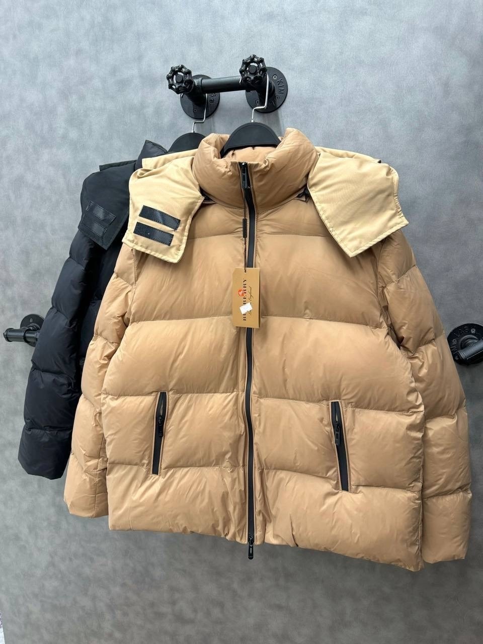 пуховик фенди женский,пуховик burberry,пуховик burberry женский,стильные пуховики,стильный теплый пуховик