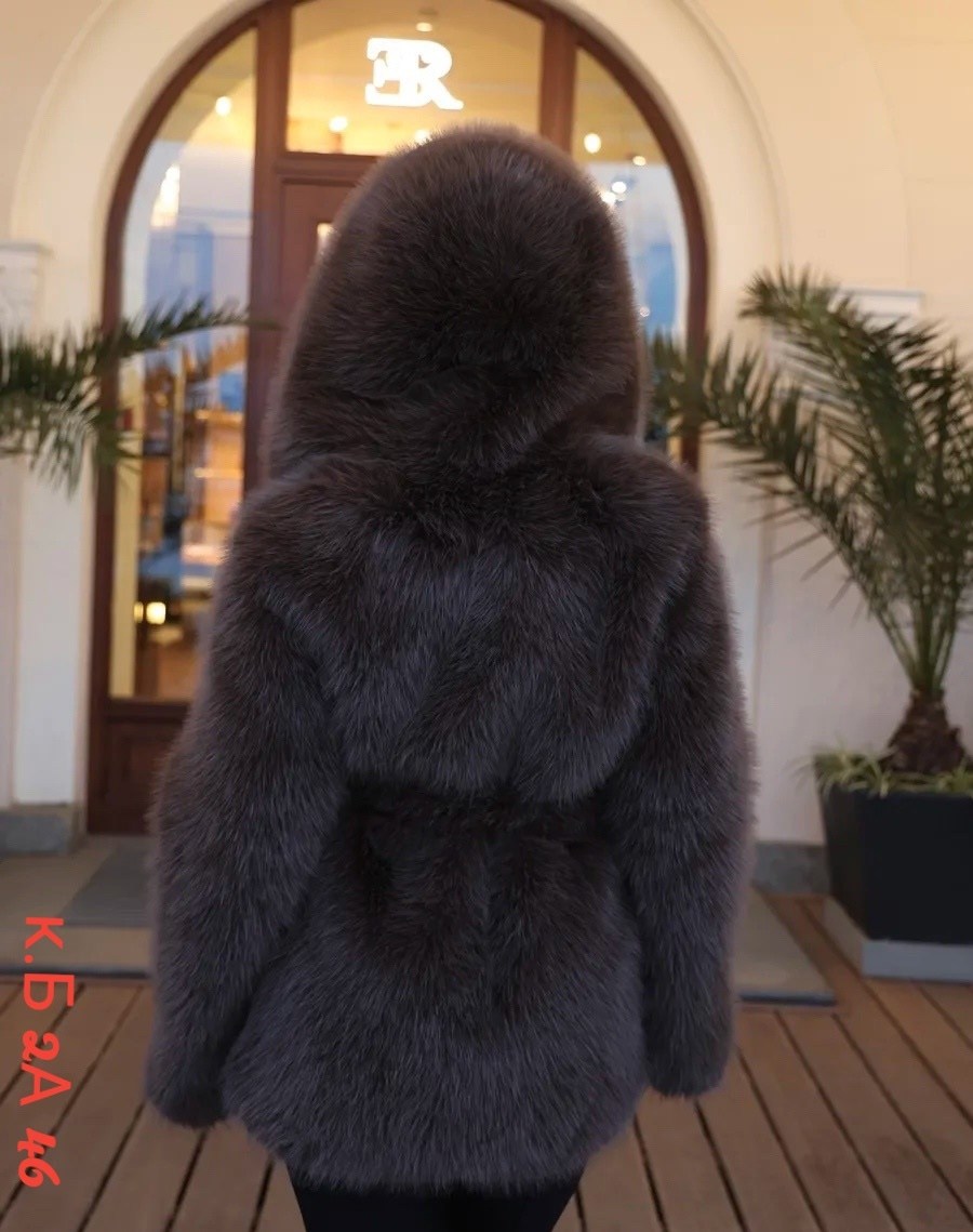 шуба женская,шуба меховая,модная шуба,шуба песец,шуба из песца