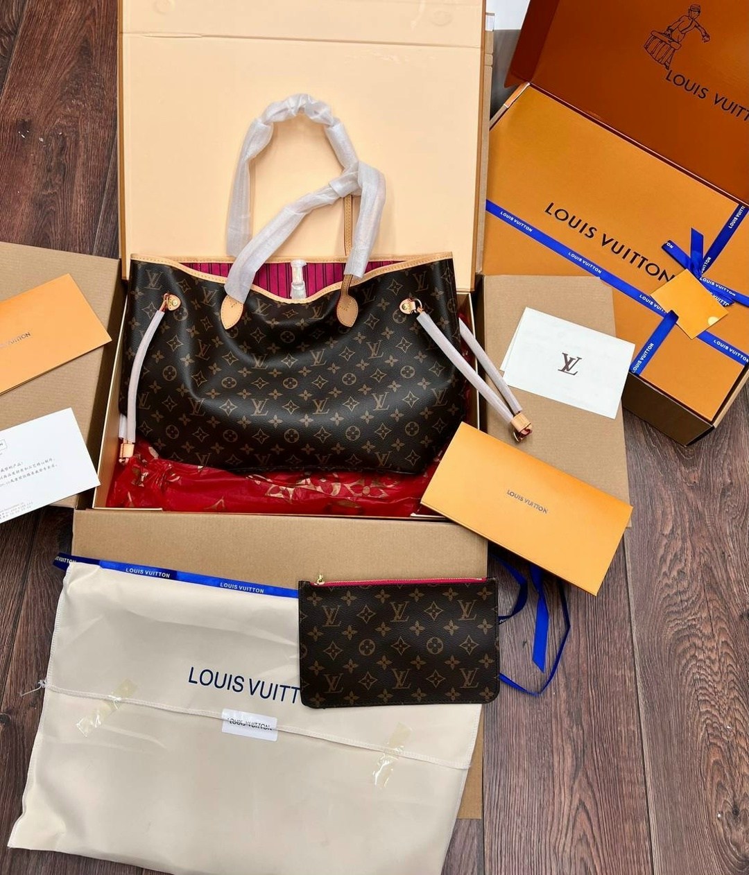 louis vuitton neverfull,cумка louis vuitton,женская сумка louis vuitton,сумка louis vuitton pochette damier,louis vuitton сумка на плечо