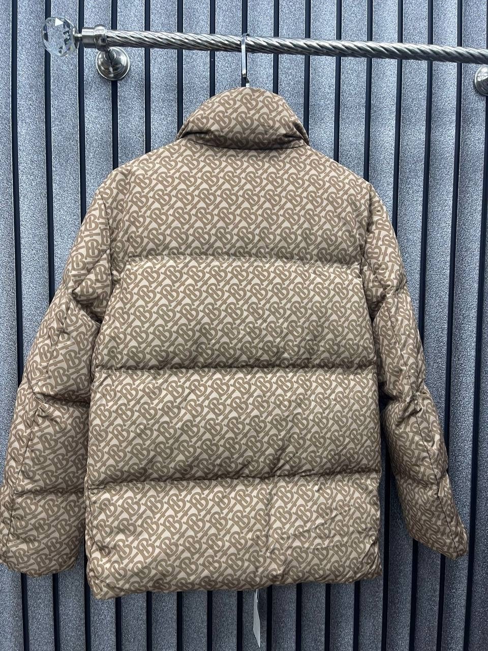 пуховик fendi,пуховик двухсторонний,куртка пуховик,зимние куртки,пуховик