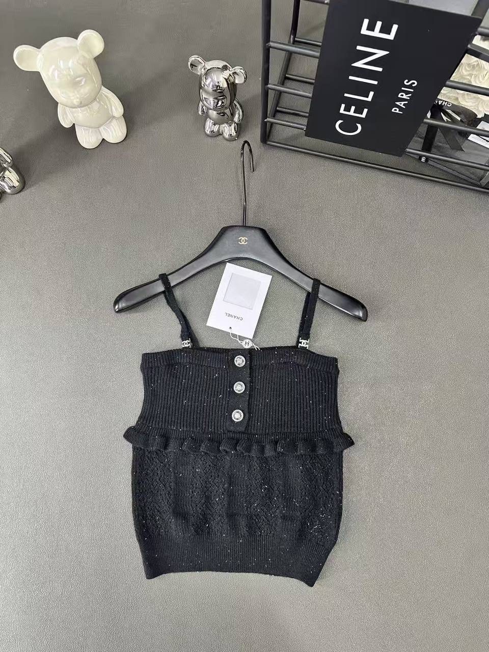 вязаные топы,вязаные майки,женские топы,топ с оборками,трикотажный топ